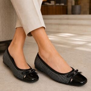 Naturalizer Black Tweed & Patent Trim Square-Toe Ballet Flats